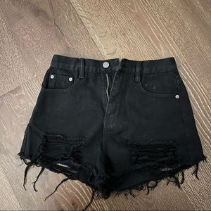 Super down black shorts